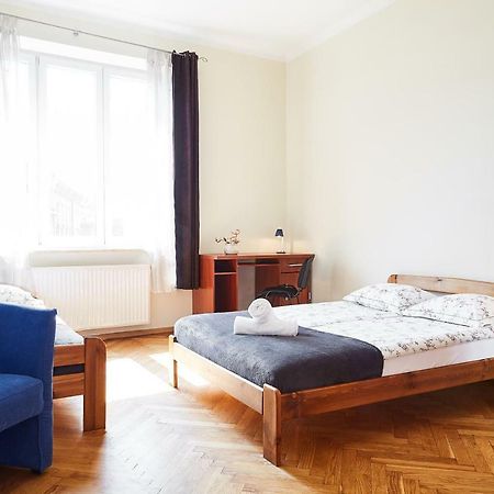 Green Yard Apartment Krowoderska Street คราคูฟ ภายนอก รูปภาพ