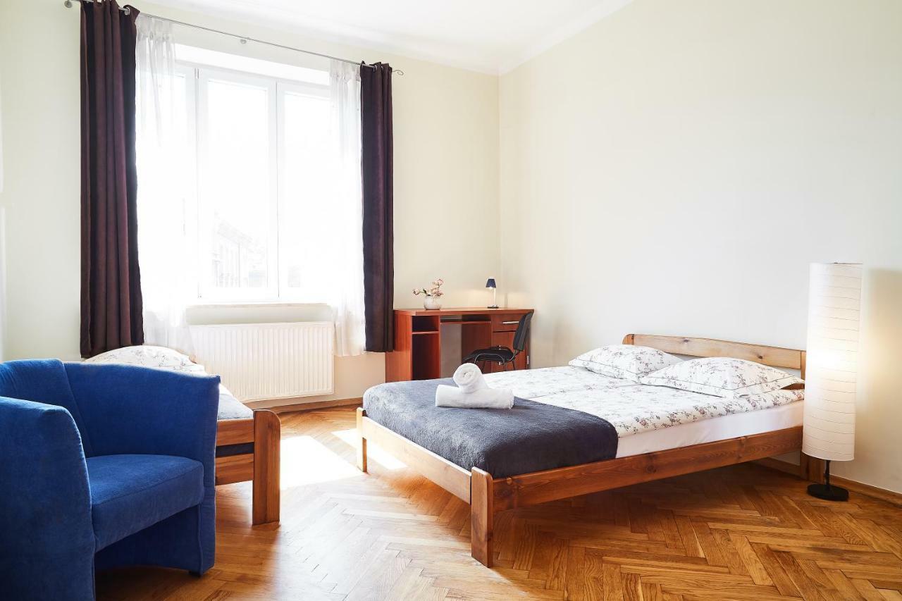 Green Yard Apartment Krowoderska Street คราคูฟ ภายนอก รูปภาพ
